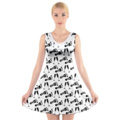 Custom V-neck Sleeveless Dress - Lubi Gch3