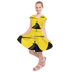 Man Mountain Moon Yellow Sky Kids  Short Sleeve Dress