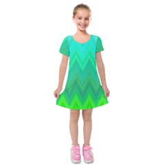 Green Zig Zag Chevron Classic Pattern Kids  Short Sleeve Velvet Dress by Nexatart