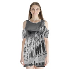 Architecture Parliament Landmark Shoulder Cutout Velvet One Piece