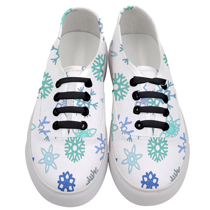 Snowflakes Blue Green Star Women s Classic Low Top Sneakers