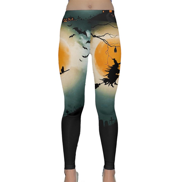 Halloween landscape Classic Yoga Leggings