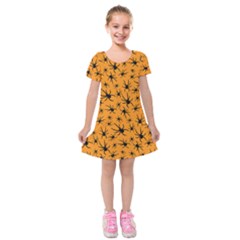 Pattern Halloween Black Spider Icreate Kids  Short Sleeve Velvet Dress by iCreate