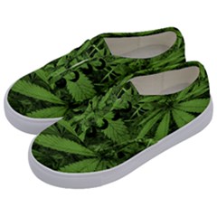 Marijuana Plants Pattern Kids  Classic Low Top Sneakers