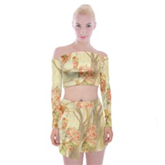 Beautiful Art Nouveau lady Off Shoulder Top with Mini Skirt Set