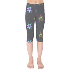 Random Doodle Pattern Star Kids  Capri Leggings 