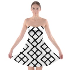 Abstract Tile Pattern Black White Triangle Plaid Chevron Strapless Bra Top Dress
