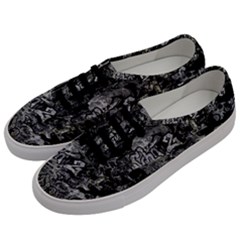 Graffiti Men s Classic Low Top Sneakers by ValentinaDesign