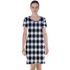 Black White Square Diagonal Pattern Seamless Short Sleeve Nightdress