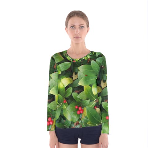 Christmas Season Floral Green Red Skimmia Flower Women s Long Sleeve Tee by yoursparklingshop