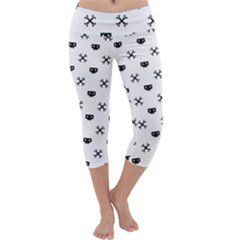 Black Pixel Skull Pirate Capri Yoga Leggings