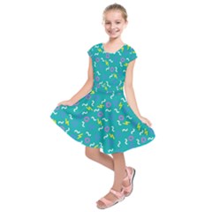 Retro Wave 4 Kids  Short Sleeve Dress