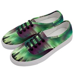 Aurora Borealis Northern Lights Women s Classic Low Top Sneakers