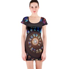 Stained Glass Spiral Circle Pattern Short Sleeve Bodycon Dress