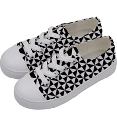 Triangle Pattern Simple Triangular Kids  Low Top Canvas Sneakers by BangZart