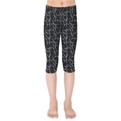 Black And White Textured Pattern Kids  Capri Leggings  by dflcprints