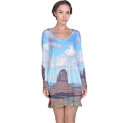 Canyon Design Long Sleeve Nightdress by Celenk