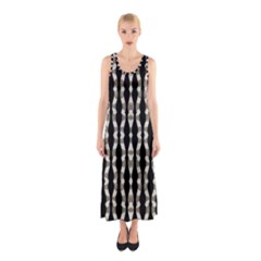 Wavy Stripes Pattern Sleeveless Maxi Dress by dflcprints