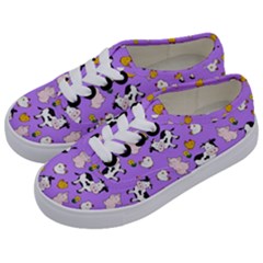 The Farm Pattern Kids  Classic Low Top Sneakers by Valentinaart