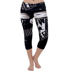 Street Dogs Capri Yoga Leggings