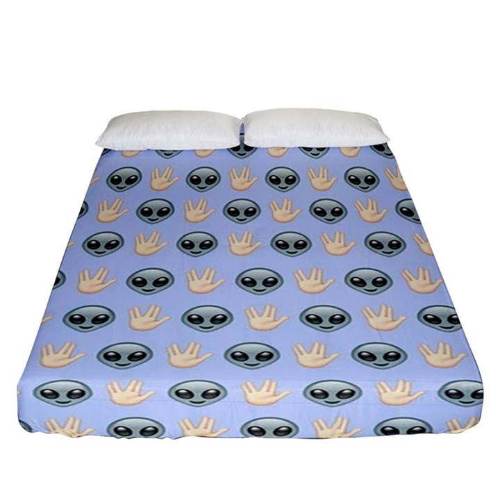 Alien Pattern Fitted Sheet (California King Size)