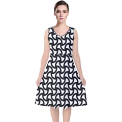 Grid Pattern Background Geometric V-neck Midi Sleeveless Dress  by Sapixe