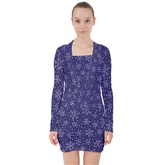 Snowflakes Pattern V-neck Bodycon Long Sleeve Dress by Sapixe