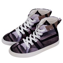 Colors And Fabrics 27 Women s Hi-top Skate Sneakers