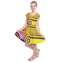 Retro Circles And Stripes 60s Kids  Short Sleeve Dress