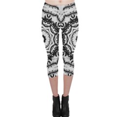 Abstract Pattern Fractal Capri Leggings 