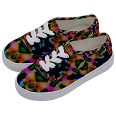 Butterfly Color Pop Art Kids  Classic Low Top Sneakers