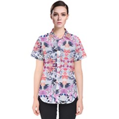 Elegant Japanese Inspired Floral Pattern  Women s Short Sleeve Shirt