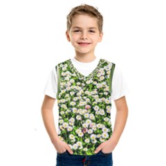 Green Field Of White Daisy Flowers Kids  Sportswear by FunnyCow