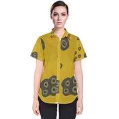 Peas Four Leaf Clover Women s Short Sleeve Shirt