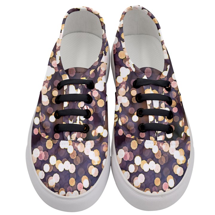 Bright Light Pattern Women s Classic Low Top Sneakers