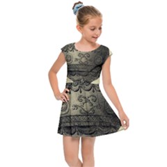 Vintage Air Balloon With Roses Kids Cap Sleeve Dress
