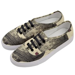 Vintage Air Balloon With Roses Women s Classic Low Top Sneakers