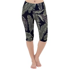 Jungle Leaves Tropical Pattern Lightweight Velour Cropped Yoga Leggings