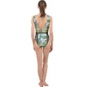 Town 1660349 1280 Center Cut Out Swimsuit View2