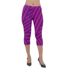 Pattern Lines Stripes Texture Lightweight Velour Capri Leggings 