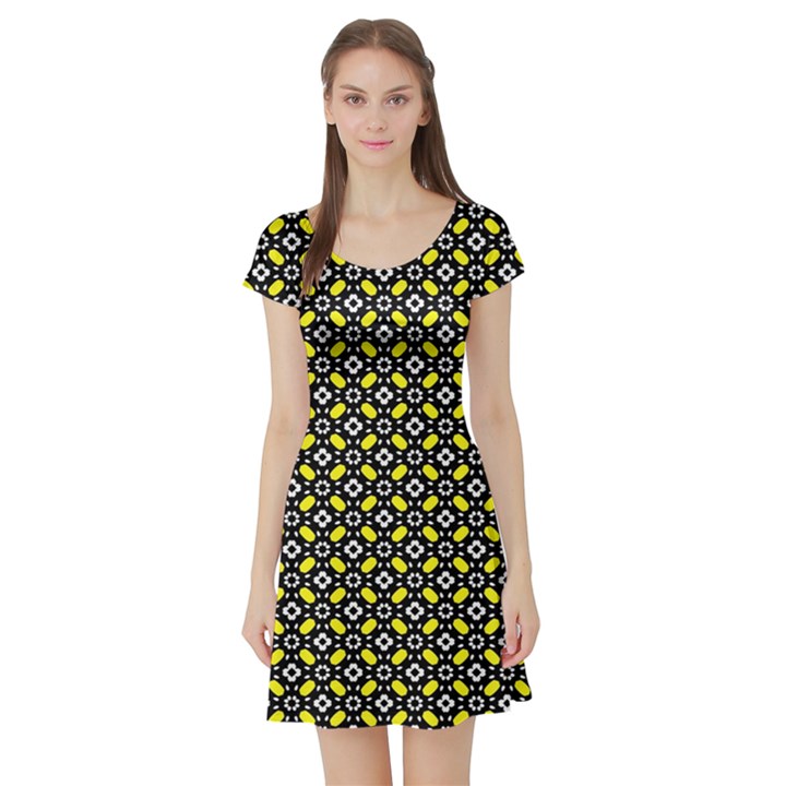 Flower Pattern Pattern Texture Short Sleeve Skater Dress