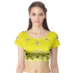 Grunge Yellow Bandana Short Sleeve Crop Top by dressshop