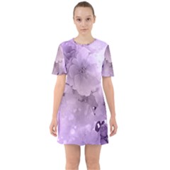 Wonderful Flowers In Soft Violet Colors Sixties Short Sleeve Mini Dress