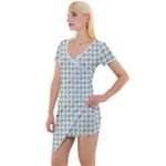 Amphibians Hopping Houndstooth Pattern Short Sleeve Asymmetric Mini Dress