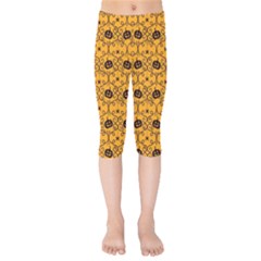 Pattern Pumpkin Spider Vintage Halloween Gothic Orange And Black Kids  Capri Leggings  by genx