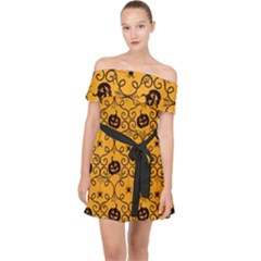 Pattern Pumpkin Spider Vintage Halloween Gothic orange and black Off Shoulder Chiffon Dress