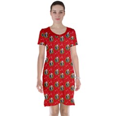 Trump Wrait Pattern Make Christmas Great Again Maga Funny Red Gift With Snowflakes And Trump Face Smiling Short Sleeve Nightdress by snek
