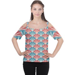 Seamless Patter Peacock Feathers Cutout Shoulder Tee