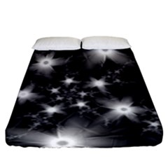 Black And White Floral Fractal Fitted Sheet (king Size) by Wegoenart