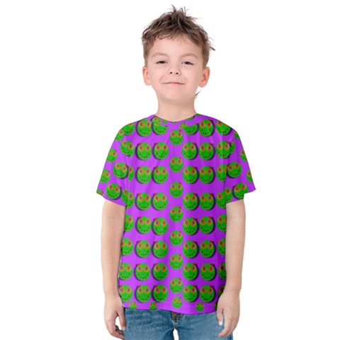 The Happy Eyes Of Freedom In Polka Dot Cartoon Pop Art Kids  Cotton Tee by pepitasart